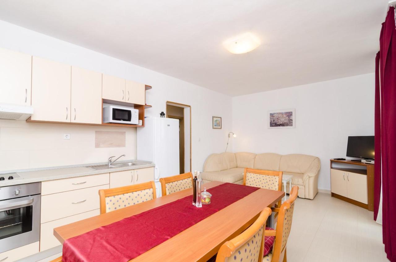 Apartments Feral Саплунара Екстериор снимка